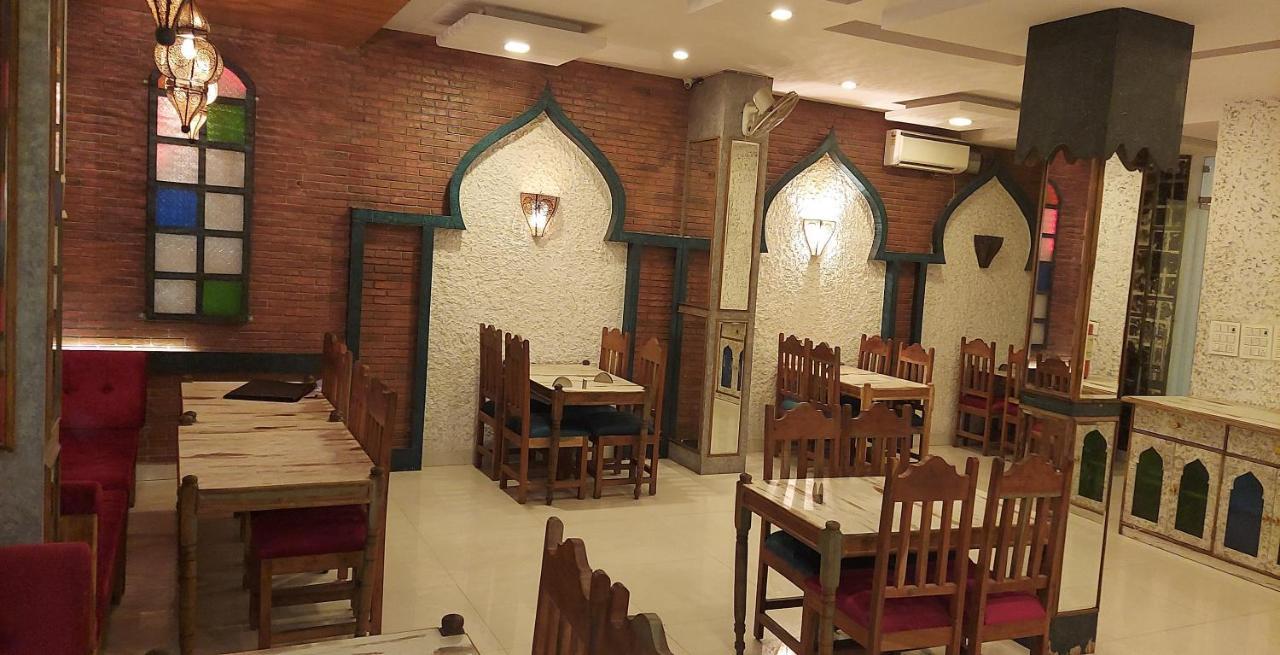 Hotel Reeve Inn Dzsaipur Kültér fotó