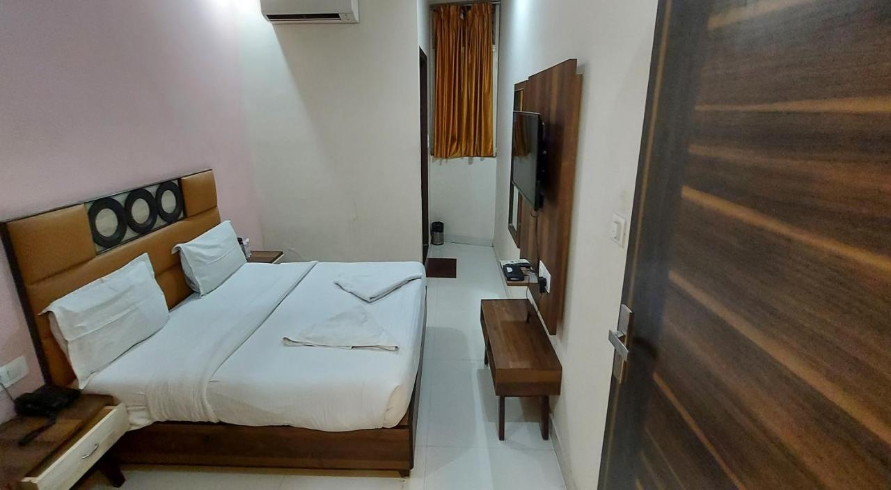 Hotel Reeve Inn Dzsaipur Kültér fotó
