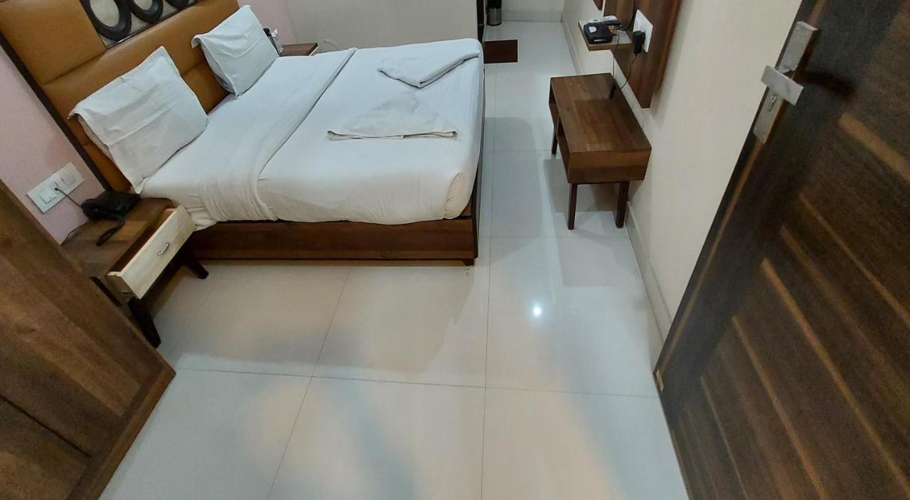 Hotel Reeve Inn Dzsaipur Kültér fotó