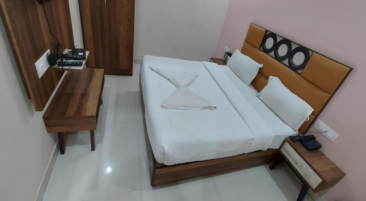 Hotel Reeve Inn Dzsaipur Kültér fotó