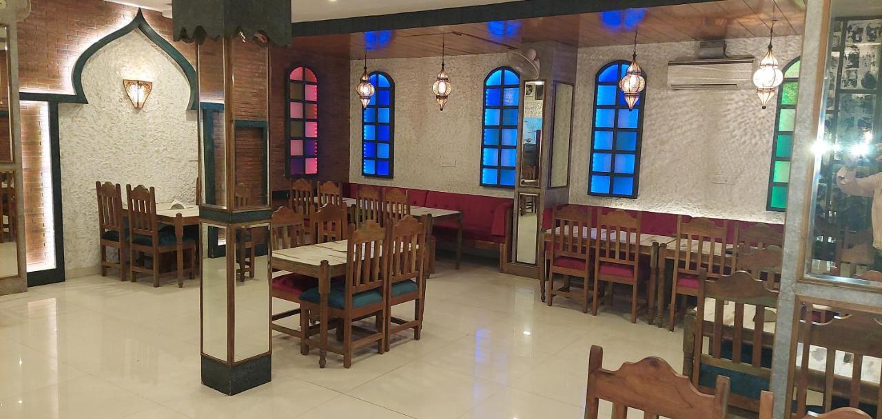 Hotel Reeve Inn Dzsaipur Kültér fotó