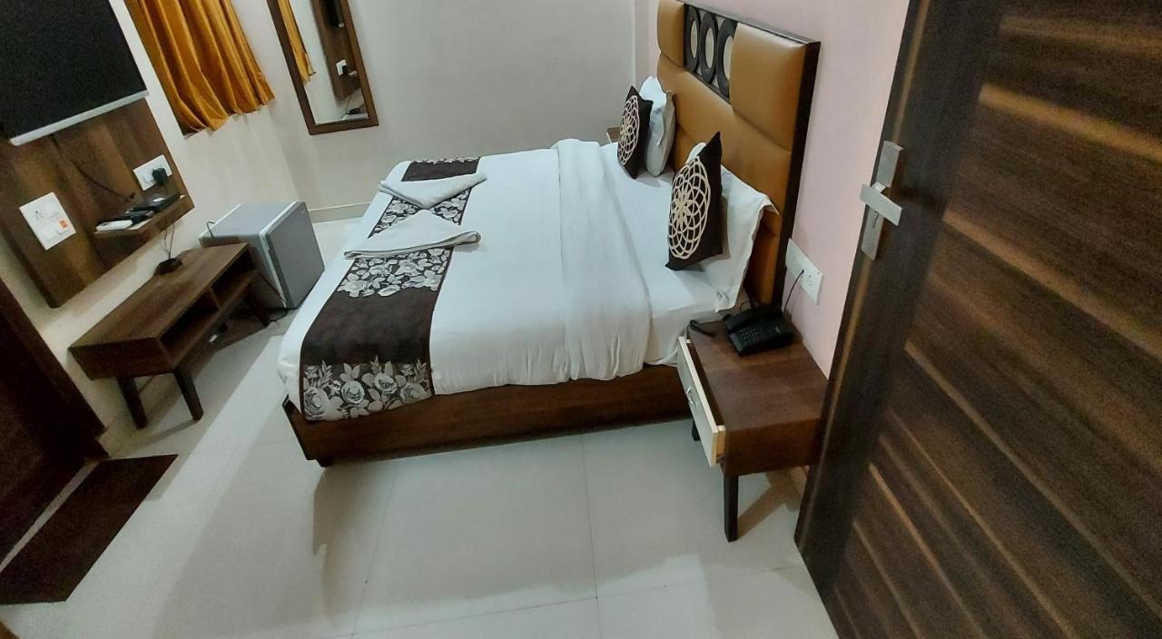 Hotel Reeve Inn Dzsaipur Kültér fotó