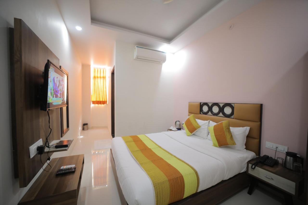Hotel Reeve Inn Dzsaipur Kültér fotó